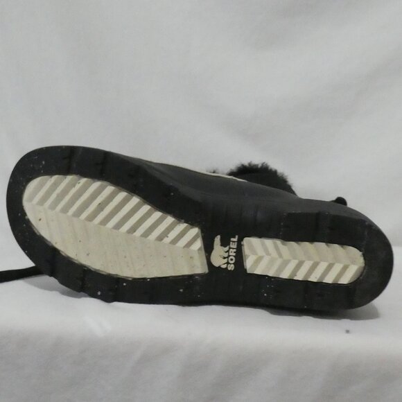 SOREL - Waterproof | 10.5 inch bottom sole measured | Stylish Black Winter Boots - Picture 12 of 12